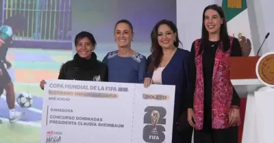 Entregan boletos a j�venes para la inauguraci�n del Mundial 2026