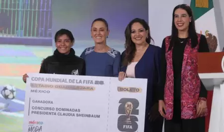 Entregan boletos a j�venes para la inauguraci�n del Mundial 2026