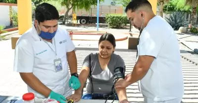 Tres jornadas m�dicas