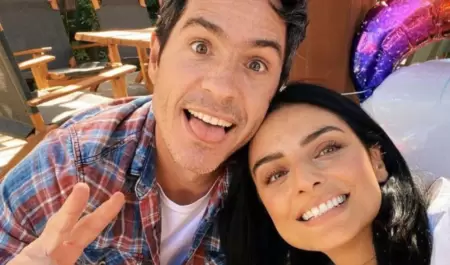 Aislinn Derbez, Mauricio Ochmann