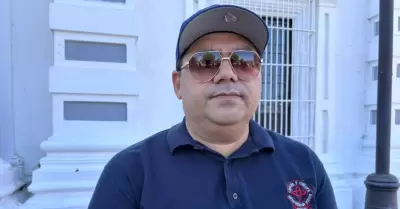 Cuauht�moc Nieblas, dirigente del Staus