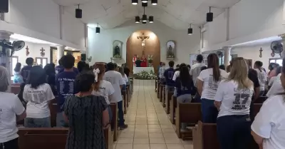 Misa oficiada por el arzobispo Ruy Rend�n Leal