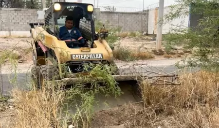 Limpieza de canales y arroyos