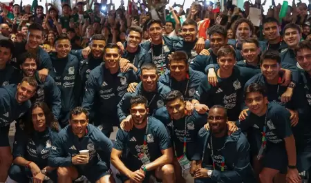 Recibimiento del Tricolor en Guadalajara