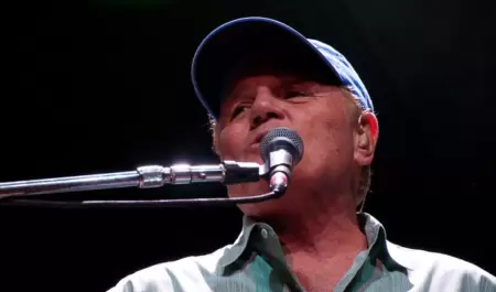 Bruce Johnston