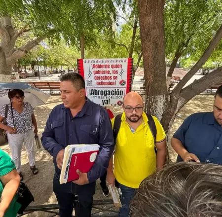 Derechohabientes y personal del hospital