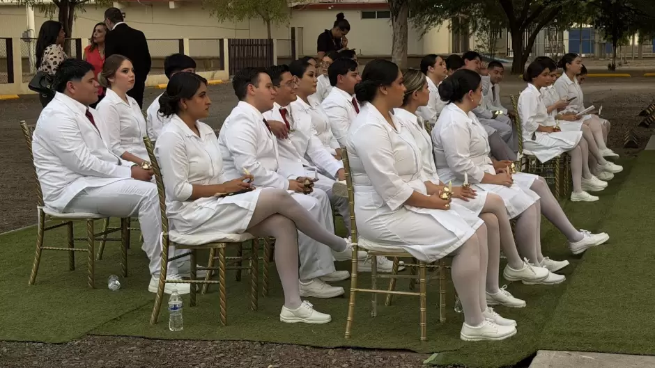 Ceremonia del paso de la luz en Universidad Kino