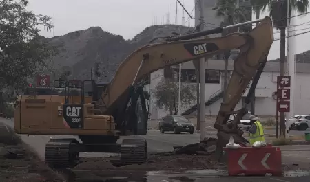 Rehabilitaci�n de colector en Paseo R�o Sonora