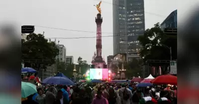 Festejos en el �ngel de la Independencia