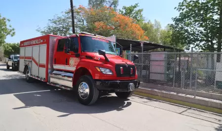 incendio en la caja de los t�rmicos del jard�n de ni�os "Dolores Cortez"