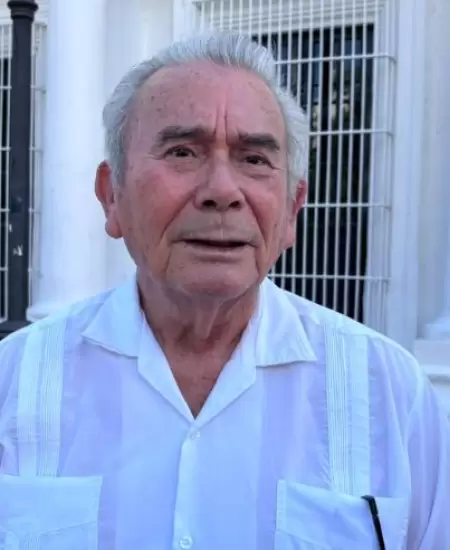 Rafael Acu�a Griego
