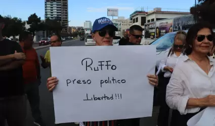 Manifestaci�n para exigir la liberaci�n de Ruffo Appel