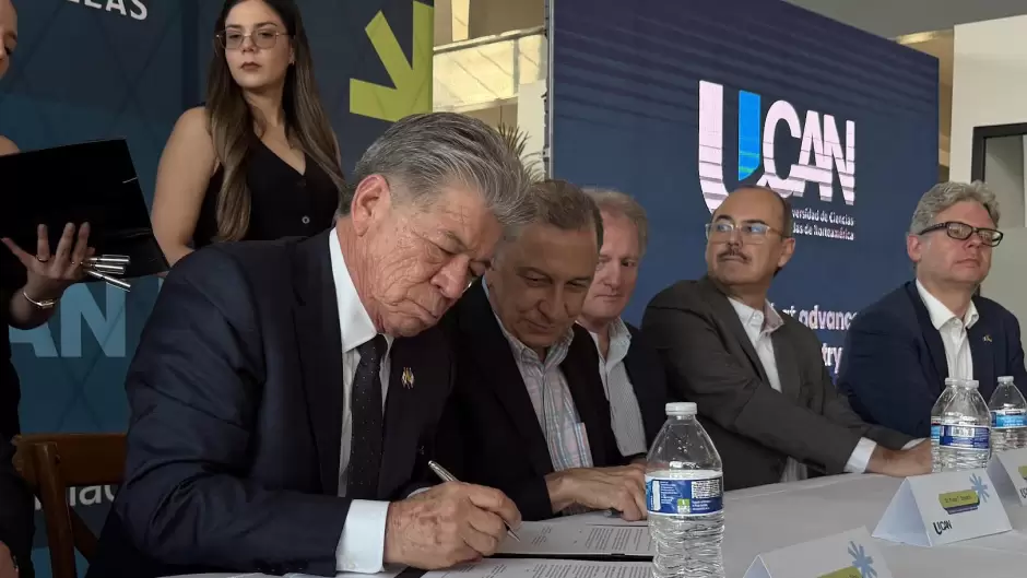 Inauguración de la Universidad UCAN