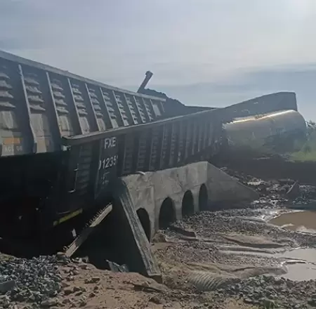 Descarrilamiento de tren en Naco