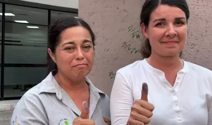 Valeria L�pez y Lizeth Villalobos.