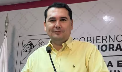 Adolfo Salazar Razo