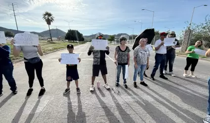 Manifestaci�n �por desabasto de agua en Privada del Mirador