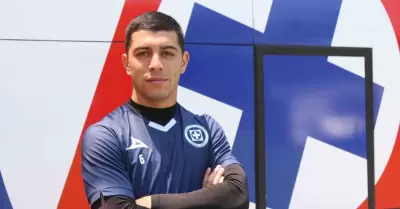 Erik Lira