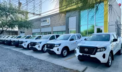 Con entrega de 10 veh�culos, Sagarhpa fortalece a las brigadas contra el gusano 