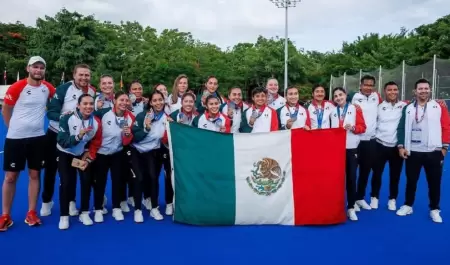 Ahide� Castillo y Katerine Rivera