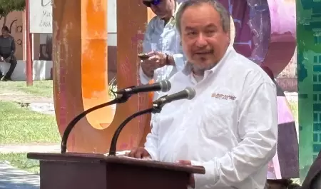 Arturo Gavil�n.