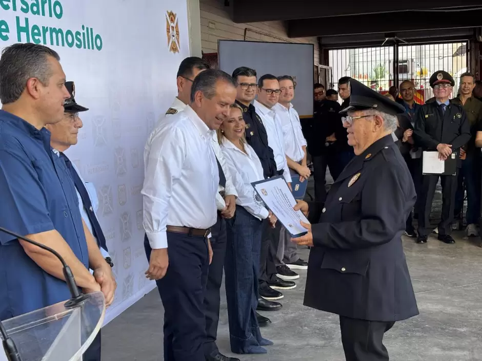 Ceremonia por el 80 aniversario del Cuerpo de Bomberos de Hermosillo