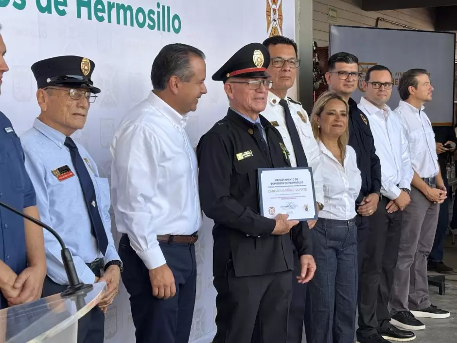 Ceremonia por el 80 aniversario del Cuerpo de Bomberos de Hermosillo