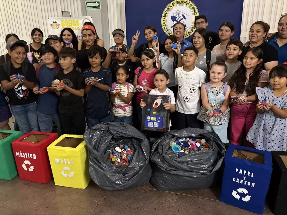 Niños de La Colorada aprenden sobre minería y reciclaje