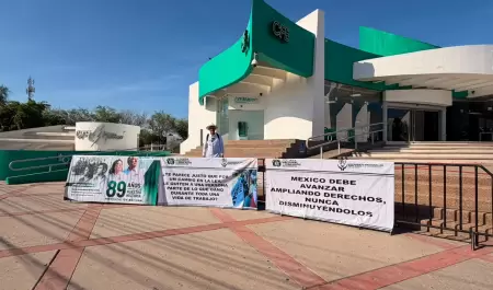 Manifestaci�n de jubilados y pensionados de CFE