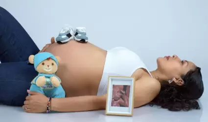 Mujer embarazada, maternidad.