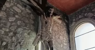Imagen de Cristo da�ada