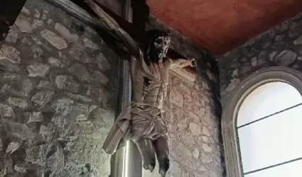 Imagen de Cristo da�ada