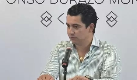 Roberto Gradillas Pineda.