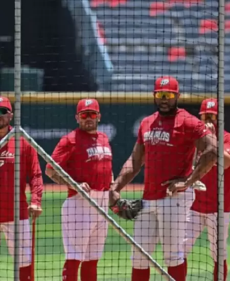 Diablos Rojos van contra Pericos