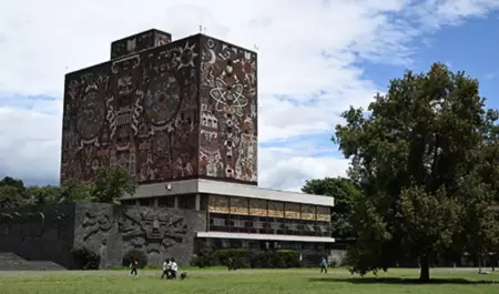 UNAM