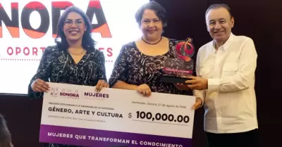 Premio Estatal Mujeres que Transforman el Conocimiento.
