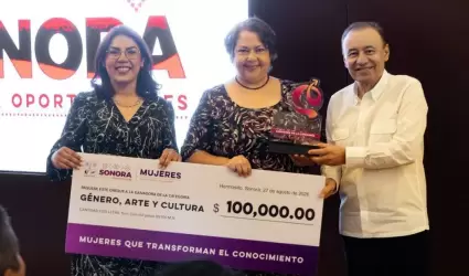 Premio Estatal Mujeres que Transforman el Conocimiento.
