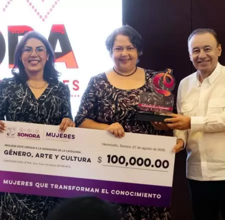 Premio Estatal Mujeres que Transforman el Conocimiento.