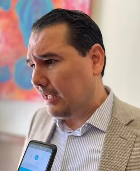Adolfo Salazar