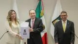Gobernador entrega su Quinto Informe al Congreso del Estado