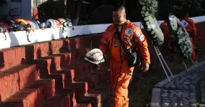 Tlatelolco recuerda a v�ctimas del sismo de 1985 con misa