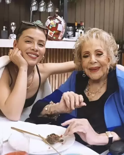 Michellle Salas, Silvia Pinal