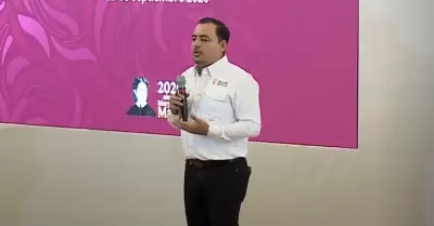 Julio Le�n
