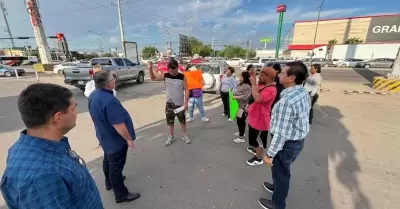 Protesta por falta de agua en el norte de Hermosillo