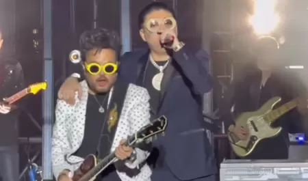 Aleks Syntek canta con Dani Flow