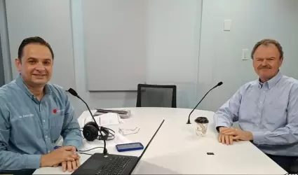 Ernesto G�ndara en entrevista con Juan Carlos Z��iga