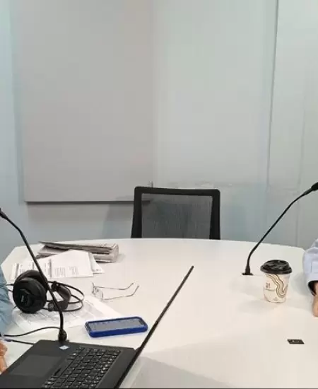 Ernesto G�ndara en entrevista con Juan Carlos Z��iga