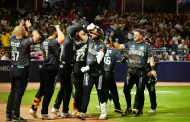 Naranjeros blanquean 3-0 a los �guilas en la inauguraci�n en Mexicali