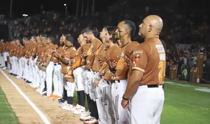 Duelo inaugural de Naranjeros