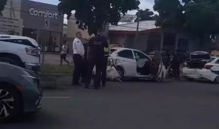 Choque m�ltiple en el bulevar Navarrete